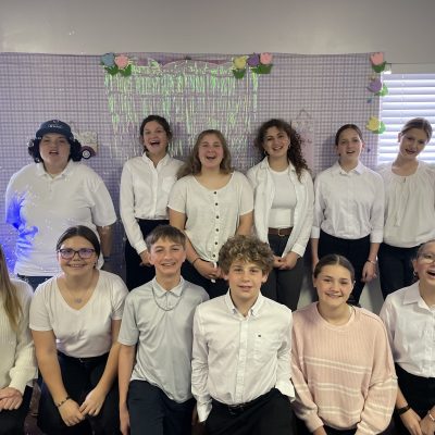 Youth Group 20536725 4032x3024 2500